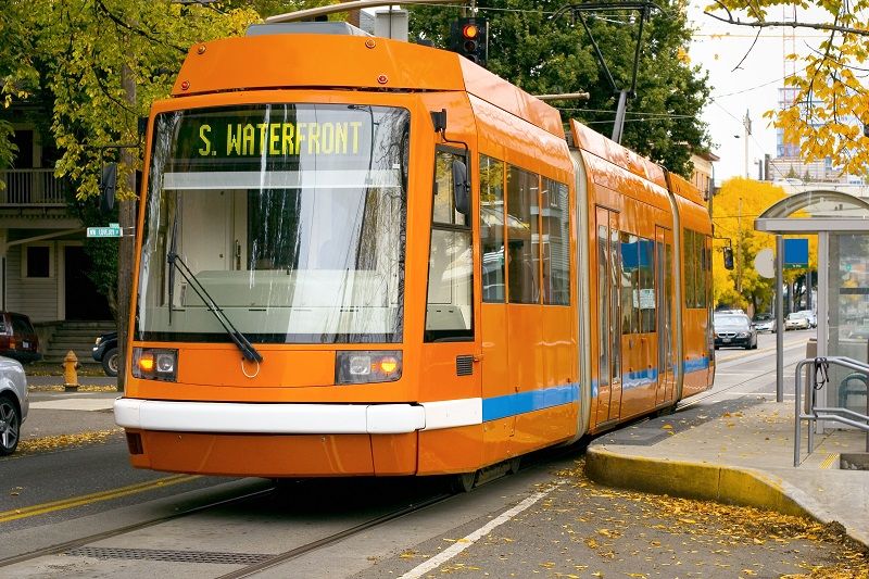 An-orange-Portland-streetcar-for-the-S.-Waterfront-route-cm